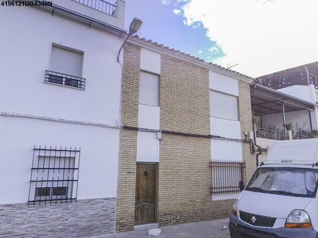Calle Esposos Ortega y Vergara, 23